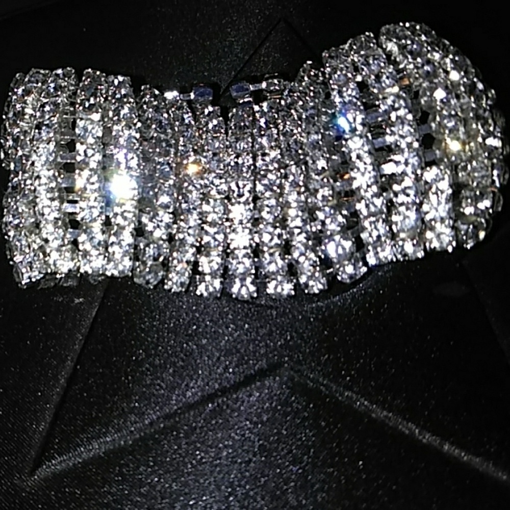 Bracelet - Picture 3 of 3